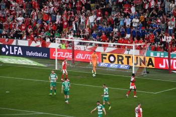 Kam 2.března 2025 za sportem? Hurá na fotbal, hokej, házenou, lyžování